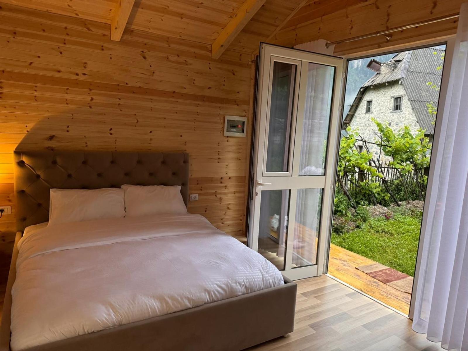 Thethi Mountain Villas Exterior foto