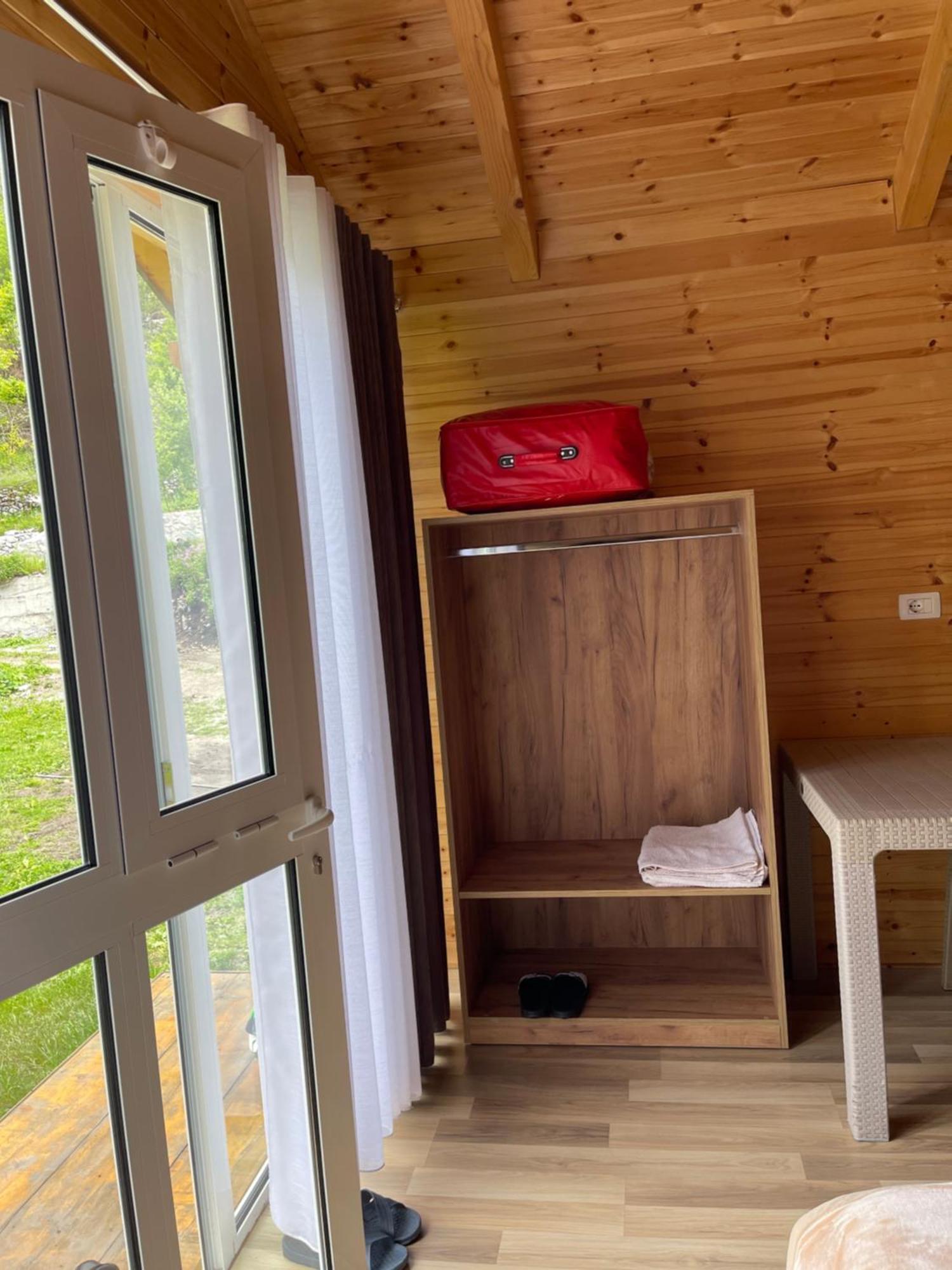 Thethi Mountain Villas Exterior foto